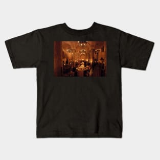 Cistern Restaurant, Sultanahmet, Istanbul Kids T-Shirt